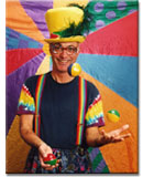 Photo of Yuri "Prince of Color" juggling